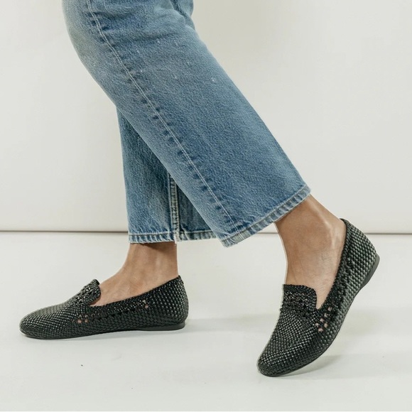 Birdies Shoes - Birdies the Staling black faux leather woven slip on loafers size 8.5 flats